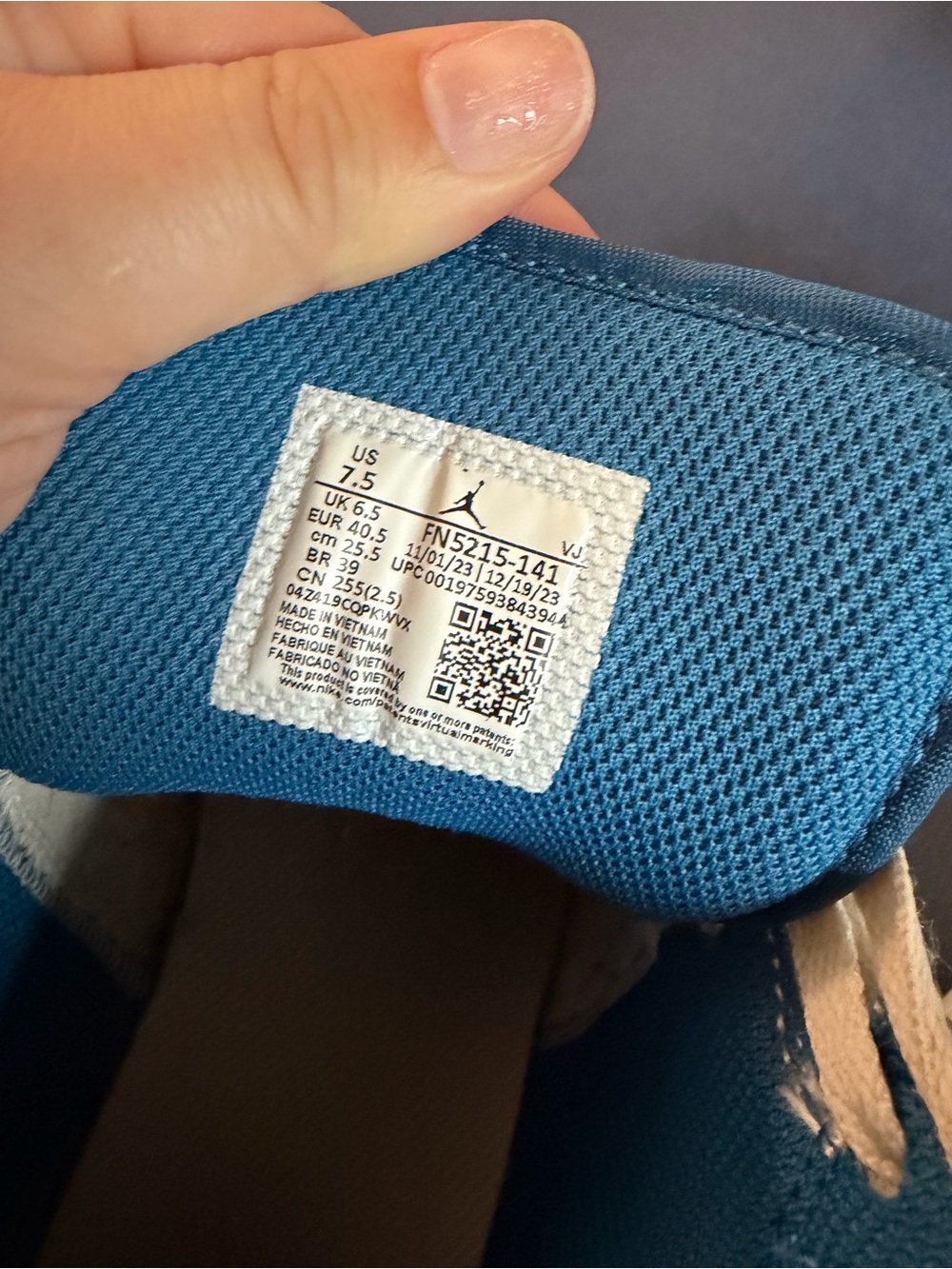 Nike Air Jordan 1 Mid White and Blue Retro Sneakers - Picture 3 of 4